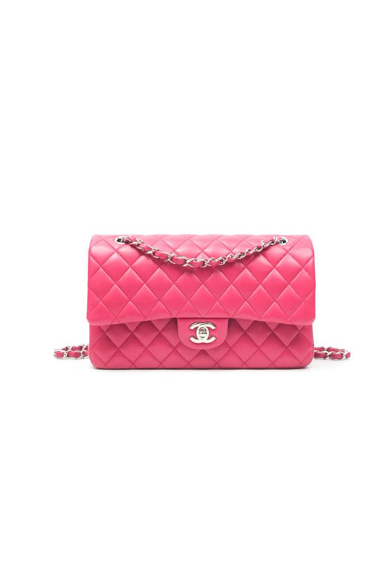 CHANEL CLASSIC MEDIUM FLAP QUILTED